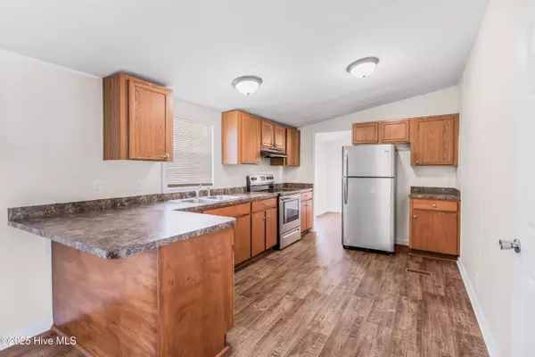 Dudley, NC 28333,303 Janice DR