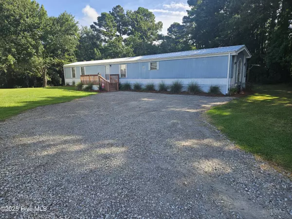 123 Deer Run RD, Hampstead, NC 28443
