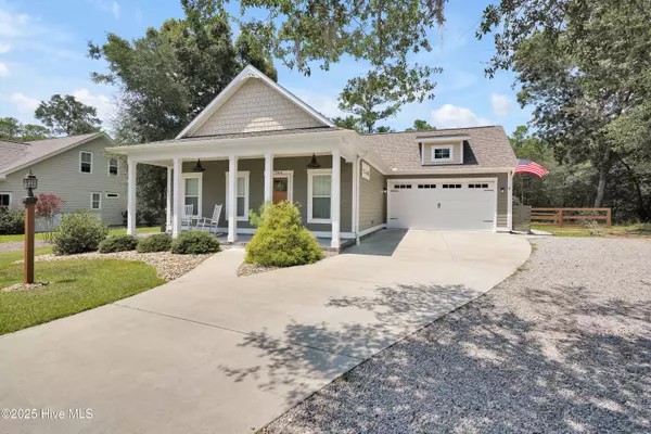 Bolivia, NC 28422,704 Far Pointe CT SE