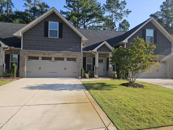 504 Niblick CIR, West End, NC 27376