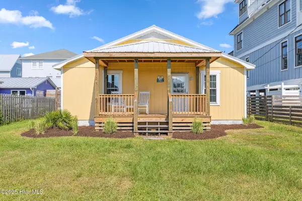 1616 Bonito LN, Carolina Beach, NC 28428