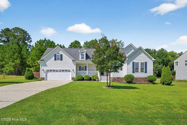 Four Oaks, NC 27524,233 Meadow Hills DR