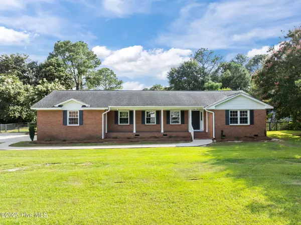 114 Lee ST, Greenville, NC 27858