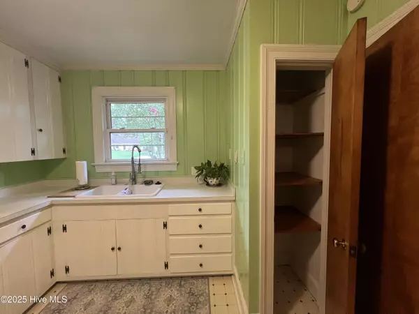 Goldsboro, NC 27534,245 S Hillcrest DR