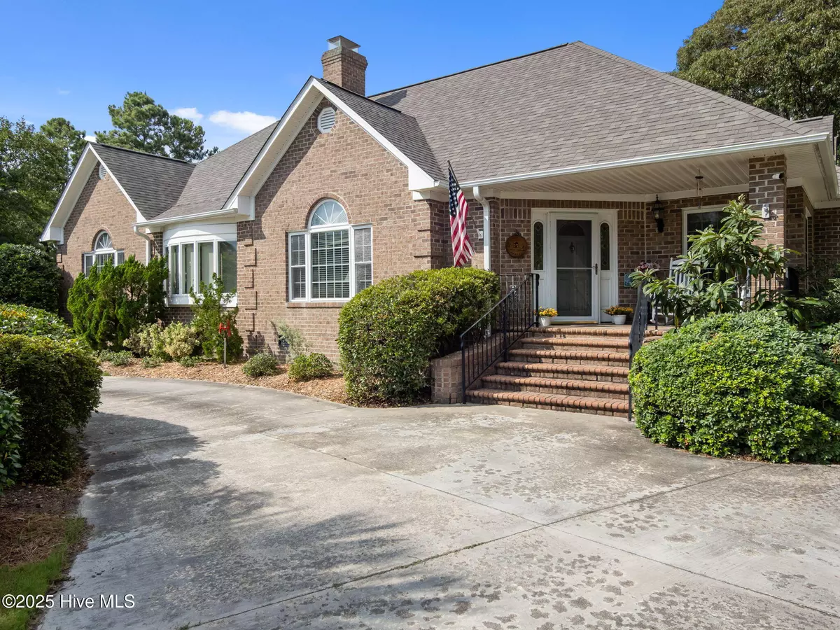 Swansboro, NC 28584,203 Silver Creek Landing RD