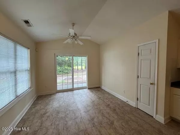 Hampstead, NC 28443,113 Red Bird LN