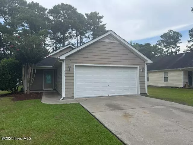 113 Red Bird LN, Hampstead, NC 28443