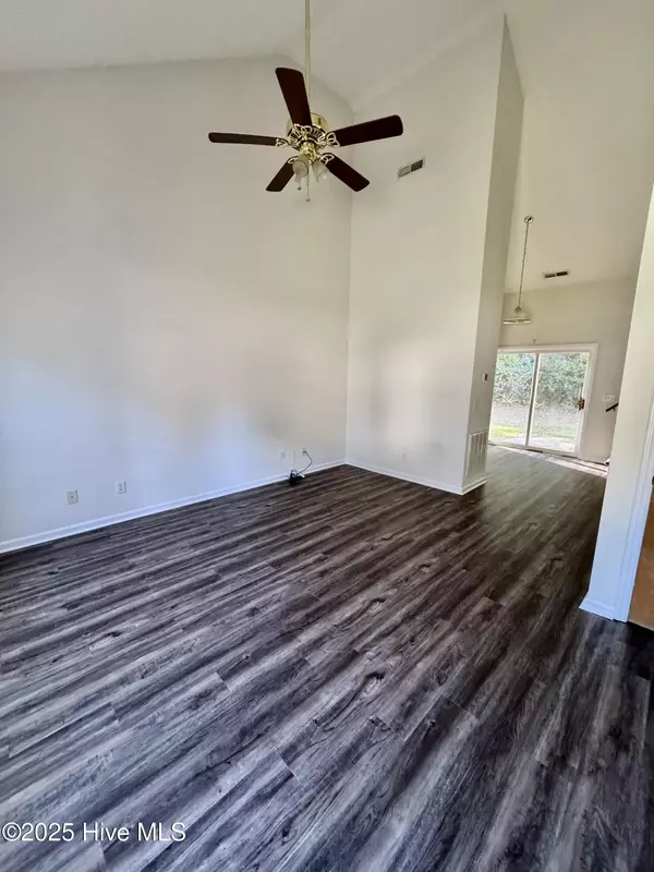 Greenville, NC 27858,1118 Brownlea DR #B