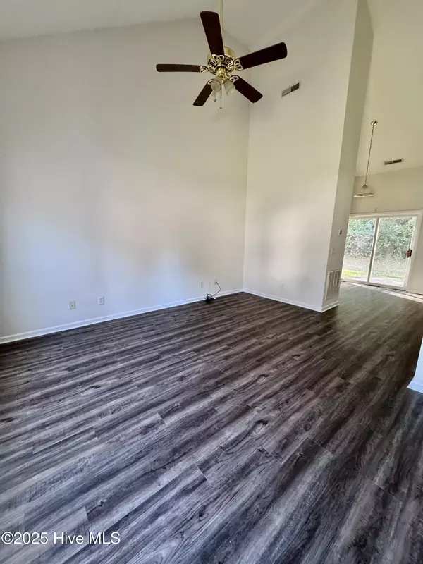 Greenville, NC 27858,1118 Brownlea DR #B