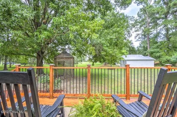 New Bern, NC 28560,105 Jenny Lisa LN