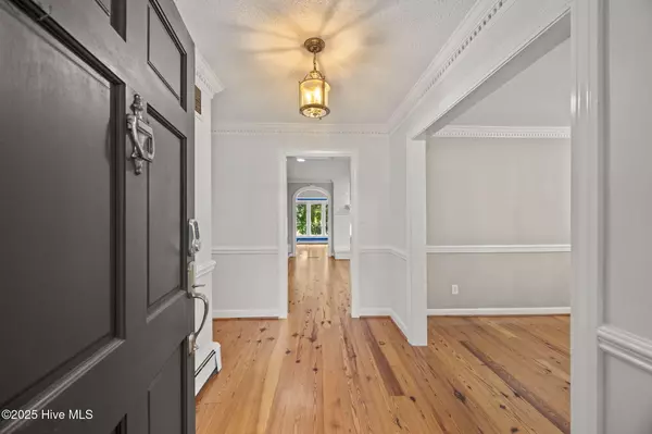 Greenville, NC 27834,226 Country Club DR