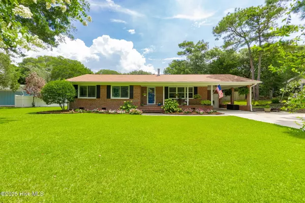 Pine Knoll Shores, NC 28512,116 Holly RD