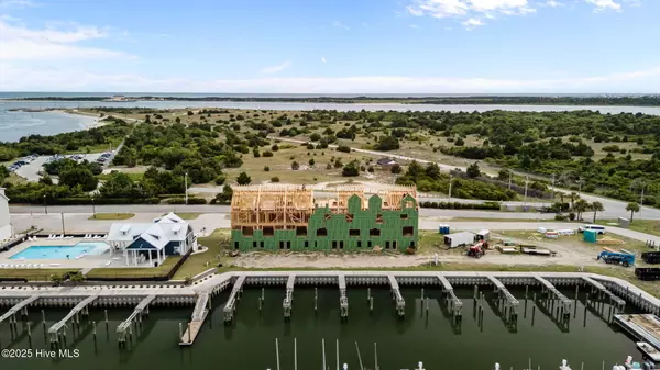 Beaufort, NC 28516,200 Olde Towne Yacht Club Drive #48