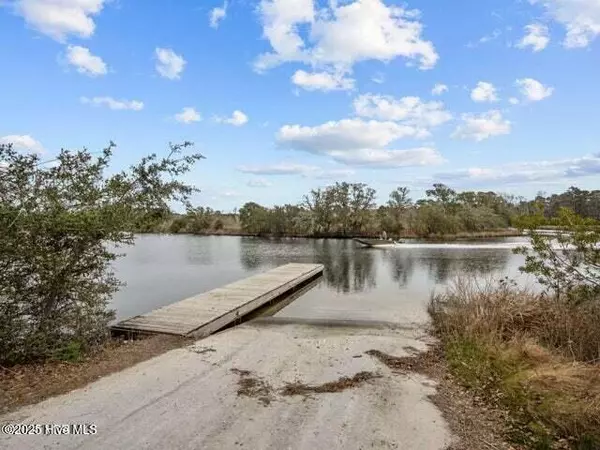 Holly Ridge, NC 28445,110 Norine DR