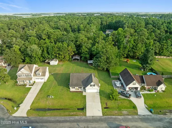 Holly Ridge, NC 28445,110 Norine DR