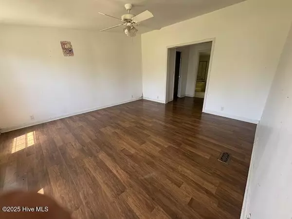 Hampstead, NC 28443,108 Gold Coast DR