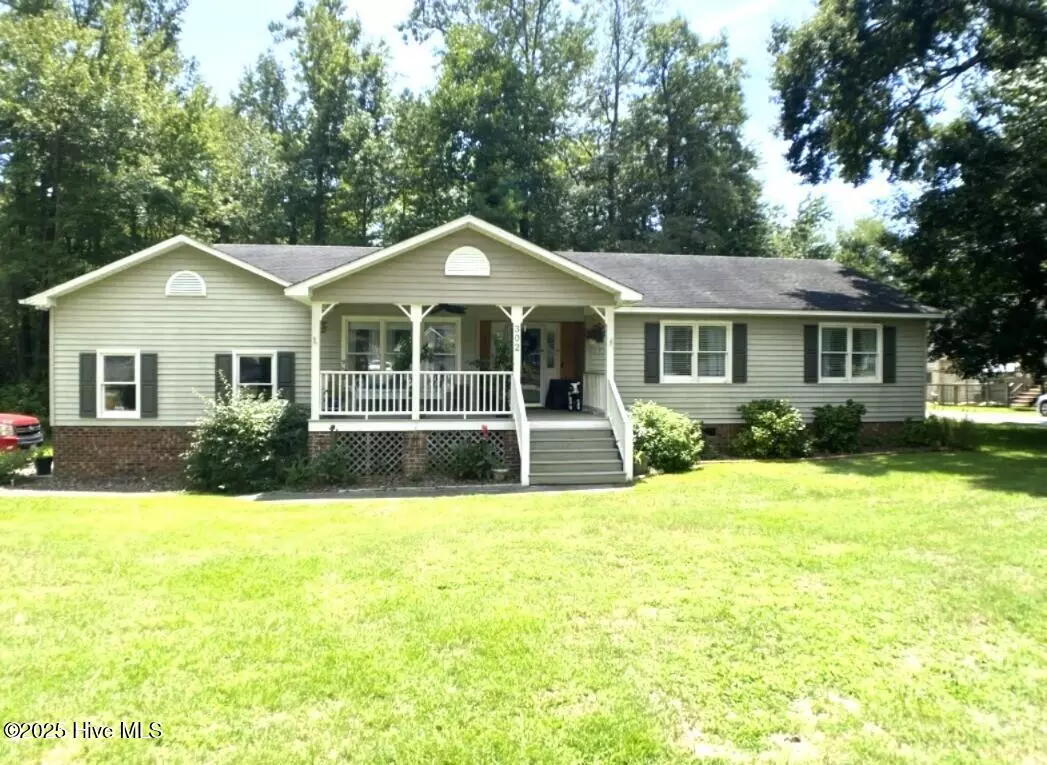 Washington, NC 27889,302 S Wedgewood DR