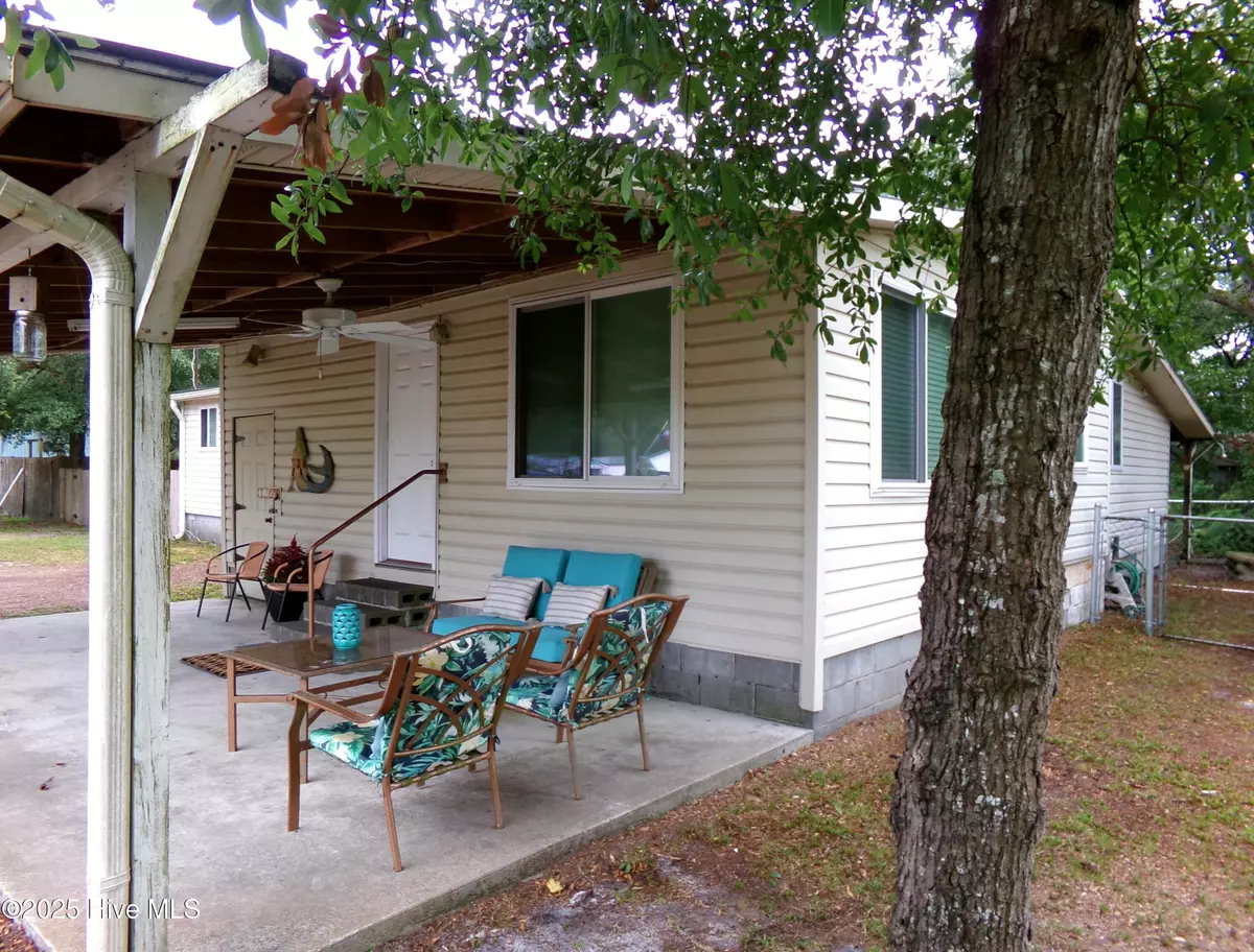 Supply, NC 28462,1773 Stanbury RD SW