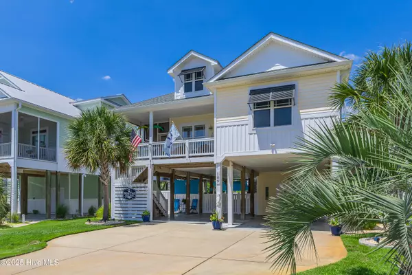 Oak Island, NC 28465,109 SE 44th ST