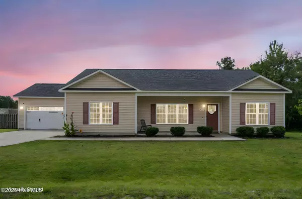 263 Sweet Gum LN, Richlands, NC 28574