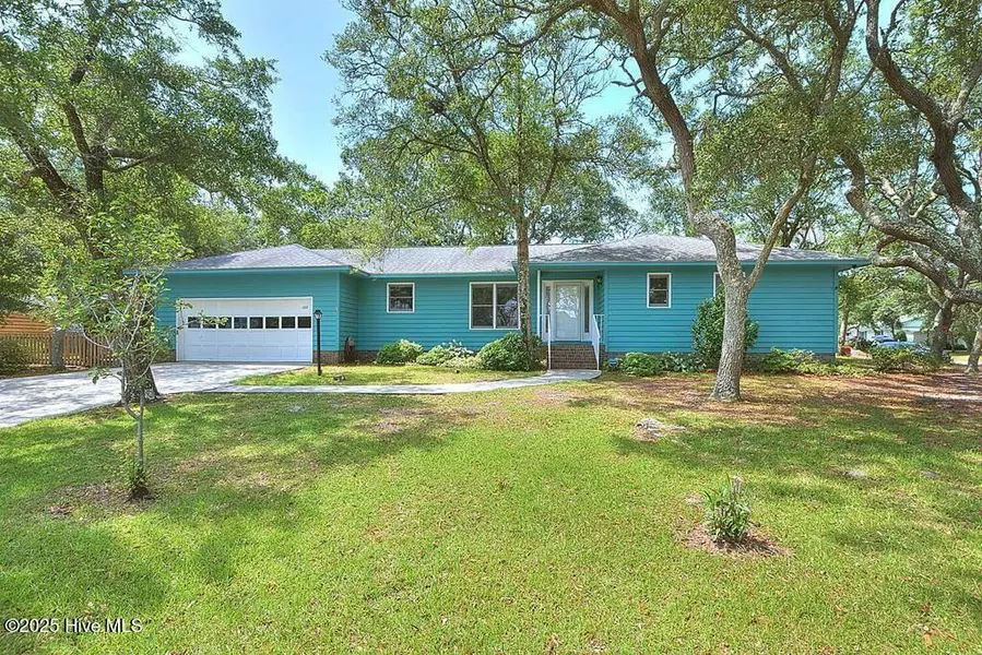 103 Throckmorton ST, Oak Island, NC 28465