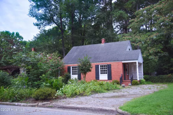 Rocky Mount, NC 27803,736 Cedarbrook DR
