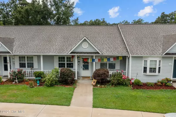 Newport, NC 28570,402 Courtyard W