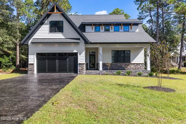 Bolivia, NC 28422,613 Riverwood DR SE