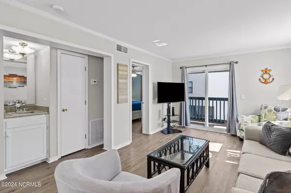 Carolina Beach, NC 28428,1404 Canal DR #Apt 17
