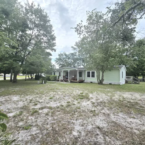 Holly Ridge, NC 28445,206 Holden RD