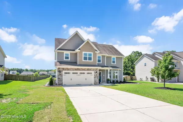 69 Squire ST, Fuquay Varina, NC 27526
