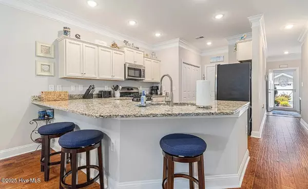 Myrtle Beach, SC 29588,231 Je Edward DR #57