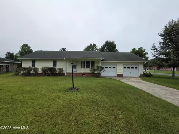 204 Wharton ST, Washington, NC 27889
