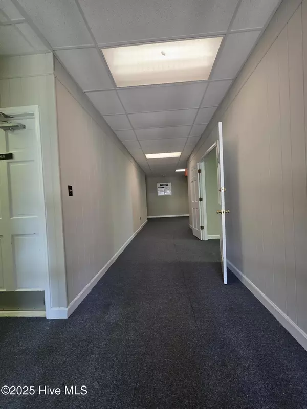 Greenville, NC 27834,404 St Andrews DR #11