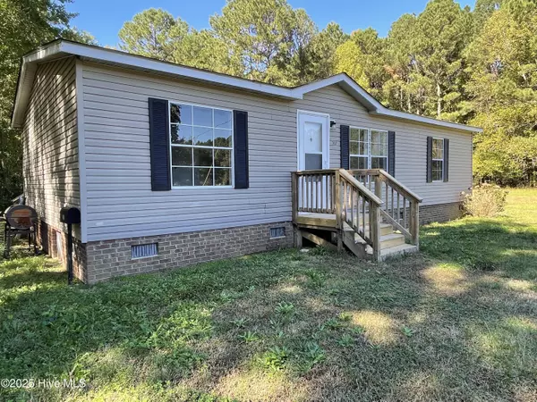 Kenly, NC 27542,307 Little RD