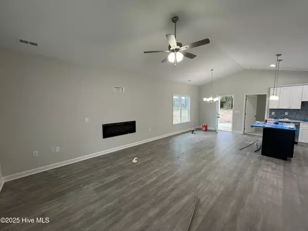 Deep Run, NC 28525,1752 Cardinal DR