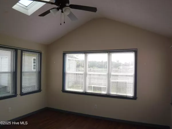Elizabeth City, NC 27909,1001 Sundown DR