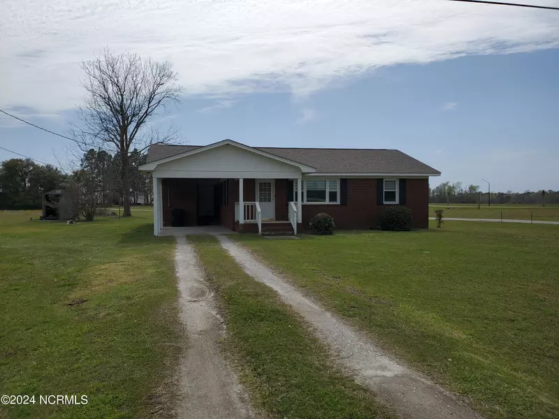 4128 Freedom WAY, Hubert, NC 28539