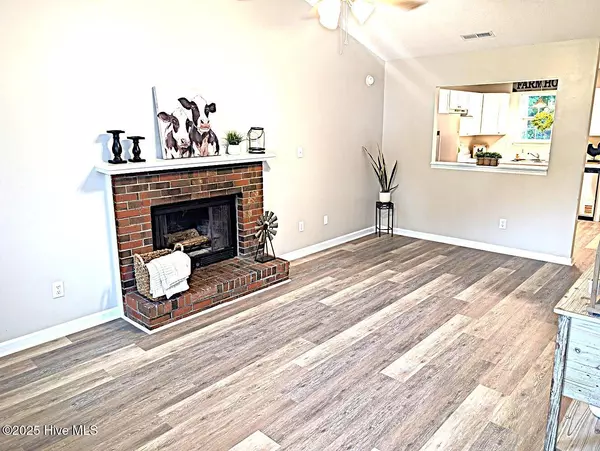 Midway Park, NC 28544,111 Glenside CT