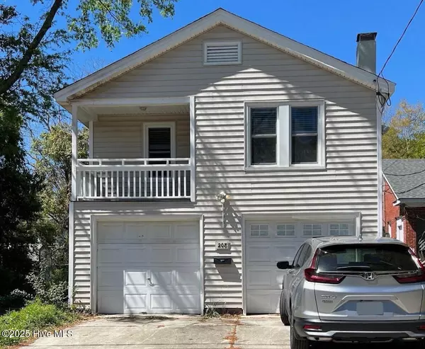 208 S 18th ST, Wilmington, NC 28403