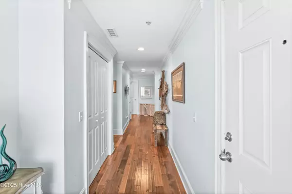 Morehead City, NC 28557,4425 Arendell ST #609