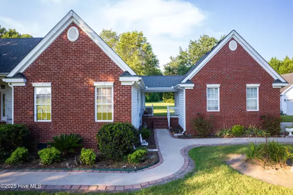 Moyock, NC 27958,219 Ambrose LN