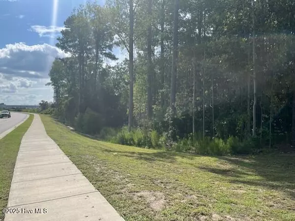 0 Commerce RD, Jacksonville, NC 28546