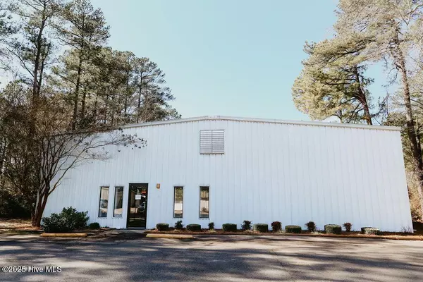 Aberdeen, NC 28315,307 Fields DR