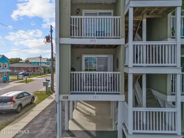 Carolina Beach, NC 28428,108 S Lake Park BLVD #Unit 101