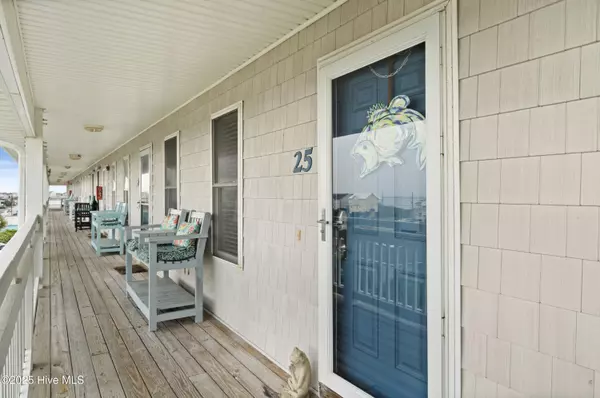 Surf City, NC 28445,305 N Topsail DR #Unit 25