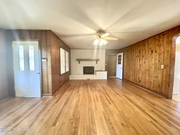 Jacksonville, NC 28546,240 Drummer Kellum RD