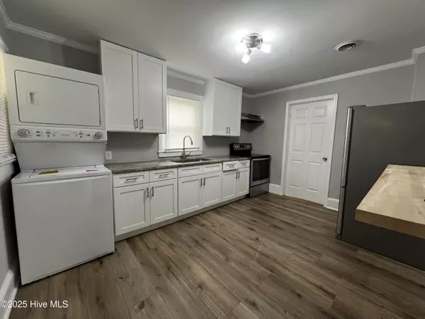 Leland, NC 28451,94 Old Lanvale RD NE ##4