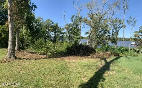 Merry Hill, NC 27957,179 Herring LN