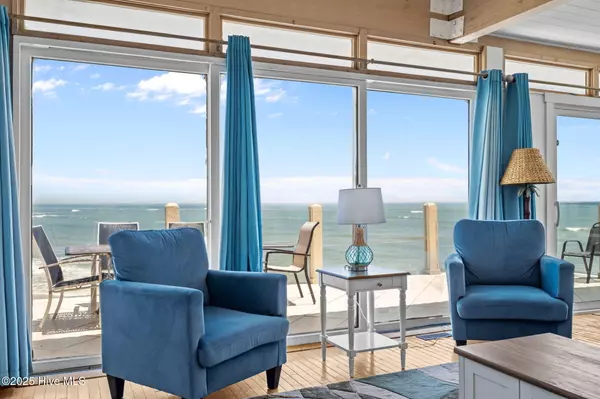 North Topsail Beach, NC 28460,2376 New River Inlet RD